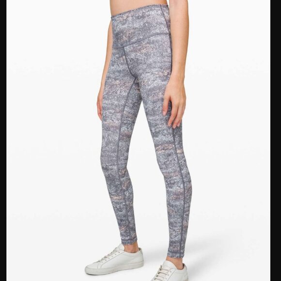 Lululemon Wunder Under High-Rise Tight 28", Luxtreme Frozen Vista Alpine, Size 6 - Picture 10 of 10